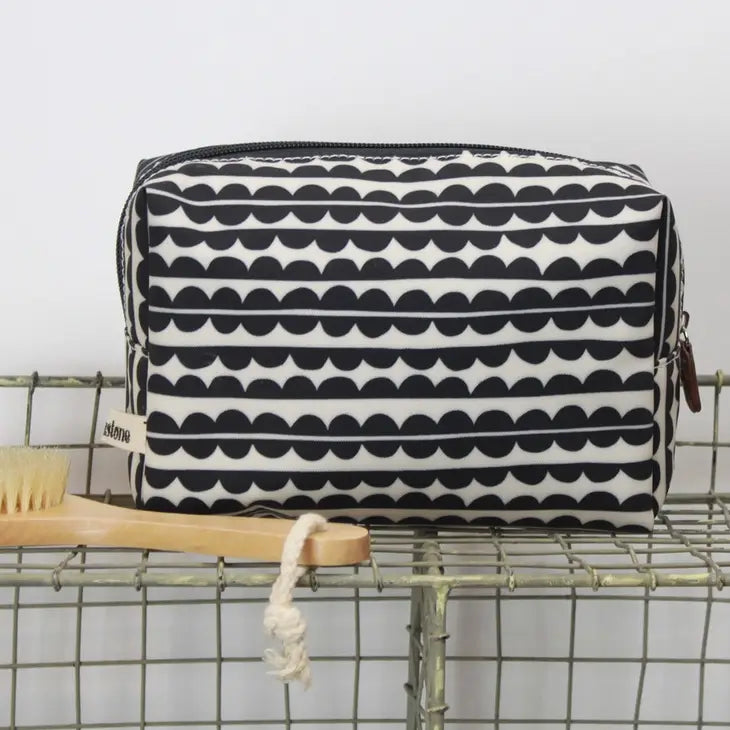 Scallop Cosmetics Bag by Brownstone London