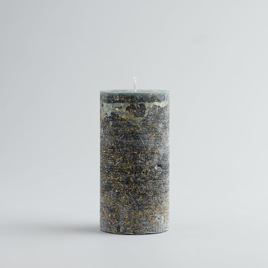 Winter Thyme Gold Marbled Pillar